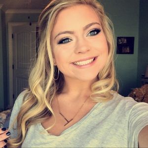 Meet your Posher, Tay